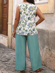 SHEIN VCAY Plus Size Solid Color Notch V-Neck Shirt And Floral Leg Pants 2 Pieces Set Beach Light Blue Teal Summer Boho - Multicolor - View 2