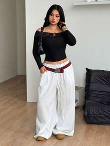 Coolane Atasan Wanita Ukuran Besar untuk Musim Gugur dan Musim Dingin, Elegan, Pakaian Sehari-hari, Kasual, Hitam, Elastis, Nyaman, dengan Patchwork Renda, Bahu Terbuka, Cocok untuk Halloween. - Hitam - View 3
