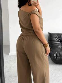POPSWAY Plus Size Women's Fashion Design Asymmetrical One-Shoulder Top And High-Waisted Wide Leg Pants 2-Piece Set, Elegant Suit Style, Sophisticated Elegant, Summer Cool Chic Outfit - Khaki - View 2