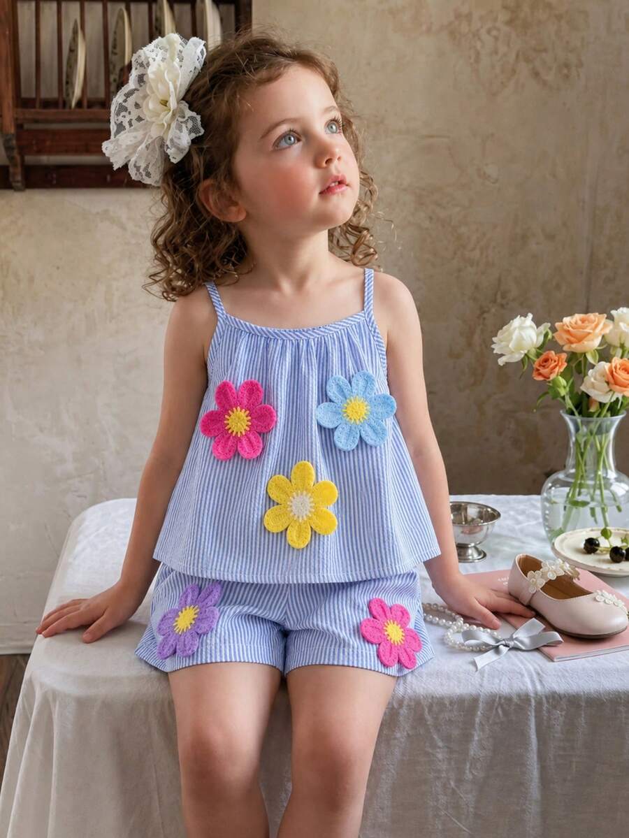 SHEIN Toddler Girls' Striped Textured Camisole Top & Shorts With Floral Decor,Summer Matching Family Vacation 2 Piece Set,Ages 4-7 Girls Summer Outfit