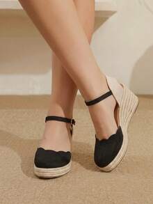 Styleloop Retro Simple Wind Wavy Edge Wedge Heel Shoes; Black Buckle With Closed Toe Versatile Commuter Sandals - Black - View 8