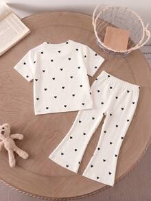 女童 T-shirt 套裝，甜美風格穿搭，蝴蝶結與愛心印花短袖 T-shirt + 喇叭長褲，柔軟可愛，百搭親膚 - 彩色 - 查看 6