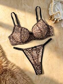 Bare Chapter 2 piezas Conjunto de sujetador sin aros de copa suave con estampado para mujer - Multicolor - Ver 1