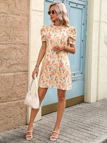 SHEIN LUNE 女款休閒碎花短袖短洋裝，適合夏季度假、通勤與日常穿搭的基礎時尚款 - 粉色 - 查看 5