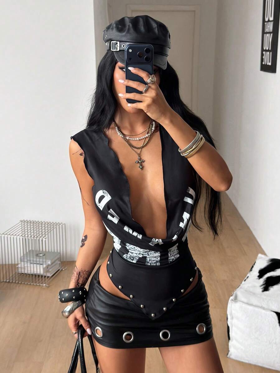 Coolane 女款春夏挖領字母印花可正反穿對比色背心上衣 紅色 Club Red