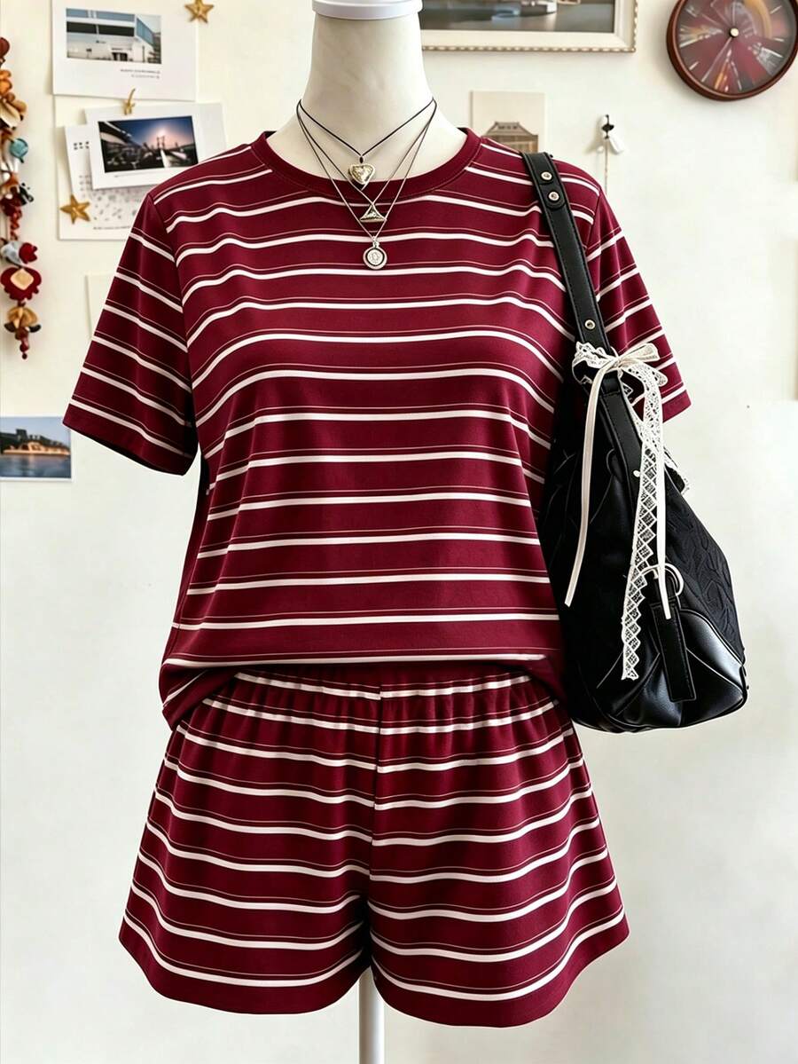 青少年女孩數位條紋圖案短袖上衣與短褲套裝,休閒舒適時尚春/夏風格,百搭夏季穿搭,適合戶外運動、野餐、街頭攝影、居家、校園、節慶、禮物、日常穿著 - 彩色 - 查看 1