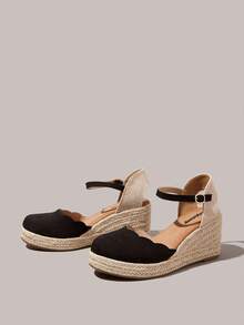 Styleloop Retro Simple Wind Wavy Edge Wedge Heel Shoes; Black Buckle With Closed Toe Versatile Commuter Sandals - Black - View 2
