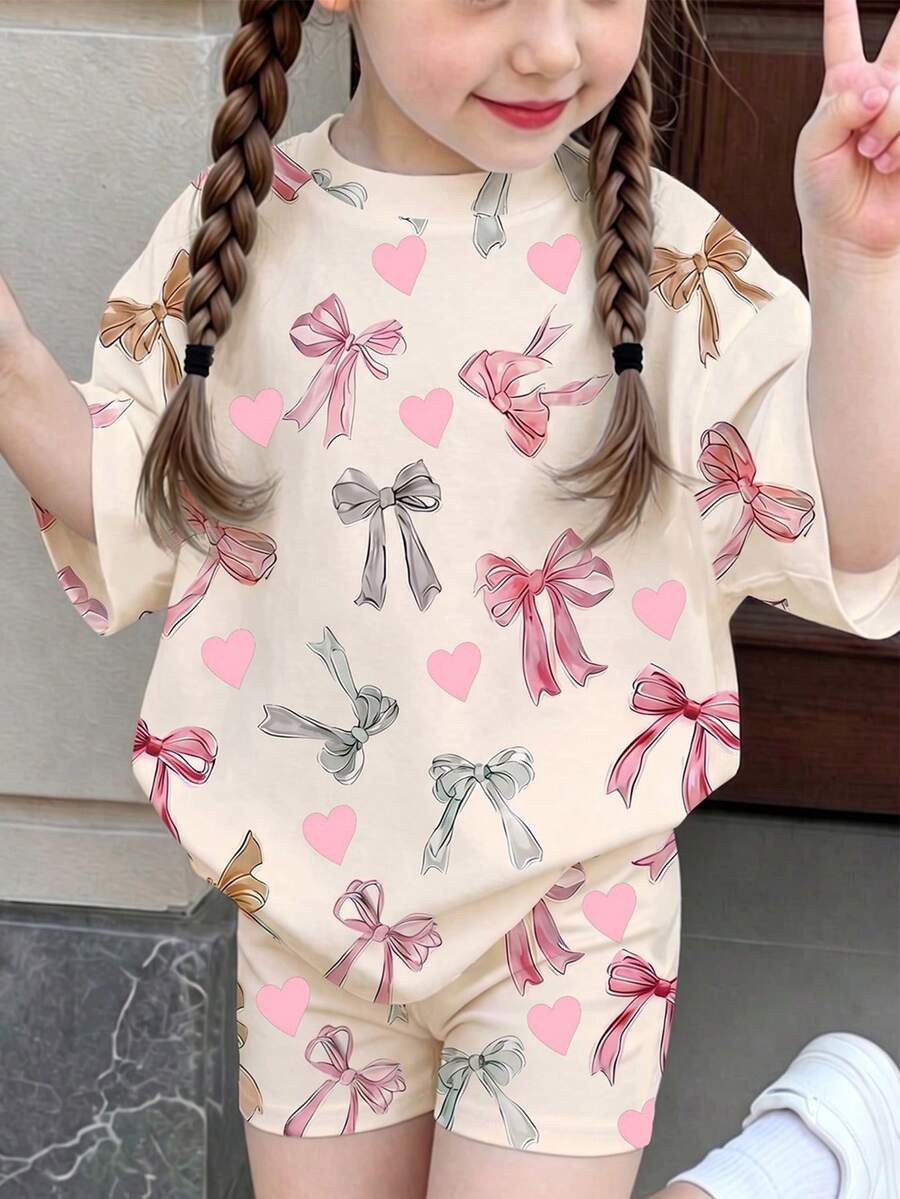 2件組夏季新款女童幼兒套裝,滿版蝴蝶結愛心印花,柔軟親膚面料,休閒清新可愛百搭,適合幼兒園生日穿著,綠色 - 彩色 - 查看 1