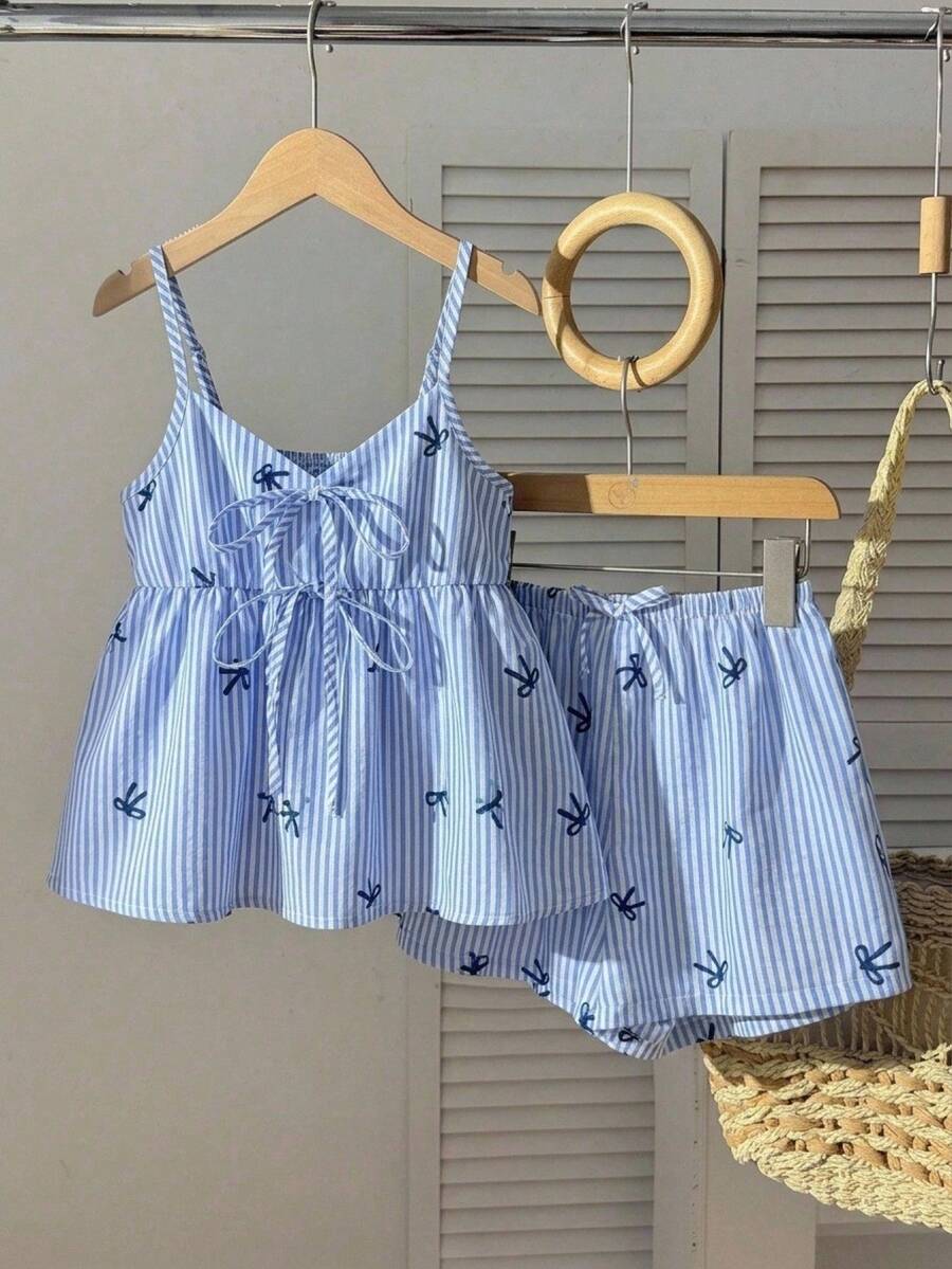 SHEIN Tween女孩休閒簡約舒適V領無袖蝴蝶結裝飾上衣與短褲套裝兒童 - 紅色 - 查看 1