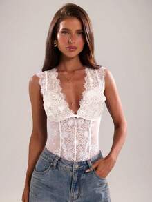 SHEIN BAE 女款蕾絲拼接V領性感百搭日常穿著連身衣 - 白色 - 查看 4