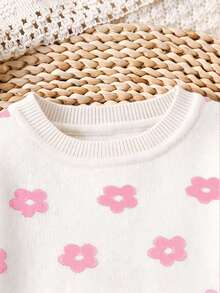 SHEIN Playful Pals 女童毛衣洋裝，時尚可愛圓領標準版型卡通花卉提花針織洋裝，柔軟舒適，適合春、秋、冬三季，完美適用於日常穿著、外出、旅行、度假、居家與托兒所，適合兒童玩耍 - 白色 - 查看 3