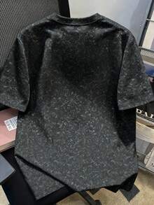 Manfinity Joysei 美式復古紮染做舊雪花水洗 NY 仿丹寧拼接字母印花 T-shirt，街頭極簡短袖圓領上衣，中性休閒男女款圖案 T-shirt，夏季戶外半袖衫 - 彩色 - 查看 2