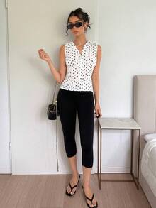 SHEIN EZwear 白色波點 V 領收腰上衣，日常夏季法式風格，70 年代復古優雅，適合茶會、度假、上班、辦公室、早午餐 - 白色 - 查看 5