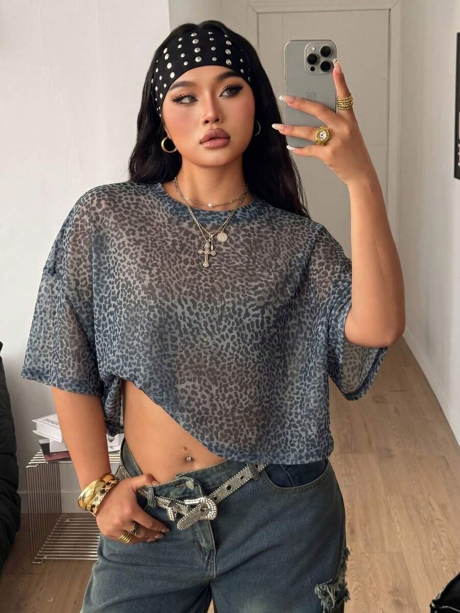 Coolane 大尺碼女款豹紋圓領短袖寬鬆休閒T恤 - 灰色 - 查看 1