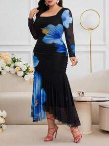 Modelyn Robe grande taille élégante à col carré, coupe slim élastique, avec grand imprimé floral romantique - Bleu azur - Voir 4
