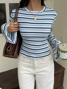 SHEIN Frenchy Maglietta da donna a righe con blocchi di colore, plissettata, casual, versatile per uso quotidiano, con maniche a campana - Multicolore - Visualizzare 9