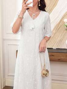 Yasmyna Spring/Summer Fashion Vacation V-Neck Short Sleeve Placed 3D Embroidered Flared Dress - White - View 5