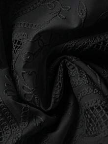 GlowEve CURVE 大尺碼女款緹花圓領休閒百搭日常穿著襯衫 - 黑色 - 查看 4