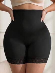 SHEIN CURVE+ 女款大尺碼蕾絲拼接高腰塑形短褲 (1件) - 黑色 - 查看 4