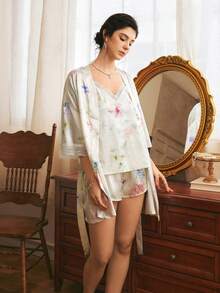 Côtesoire Conjunto de 3 piezas con top de camisola de encaje con estampado floral elegante y romántico de plantas del sur de Francia, shorts y bata de satén - Multicolor - Ver 1