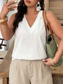 Weeklong White Sleeveless V-Neck Linen-Cotton Shirt, Hollow Lace Splicing, Pastoral Resort Style, Plus Size Summer Top - White - View 4