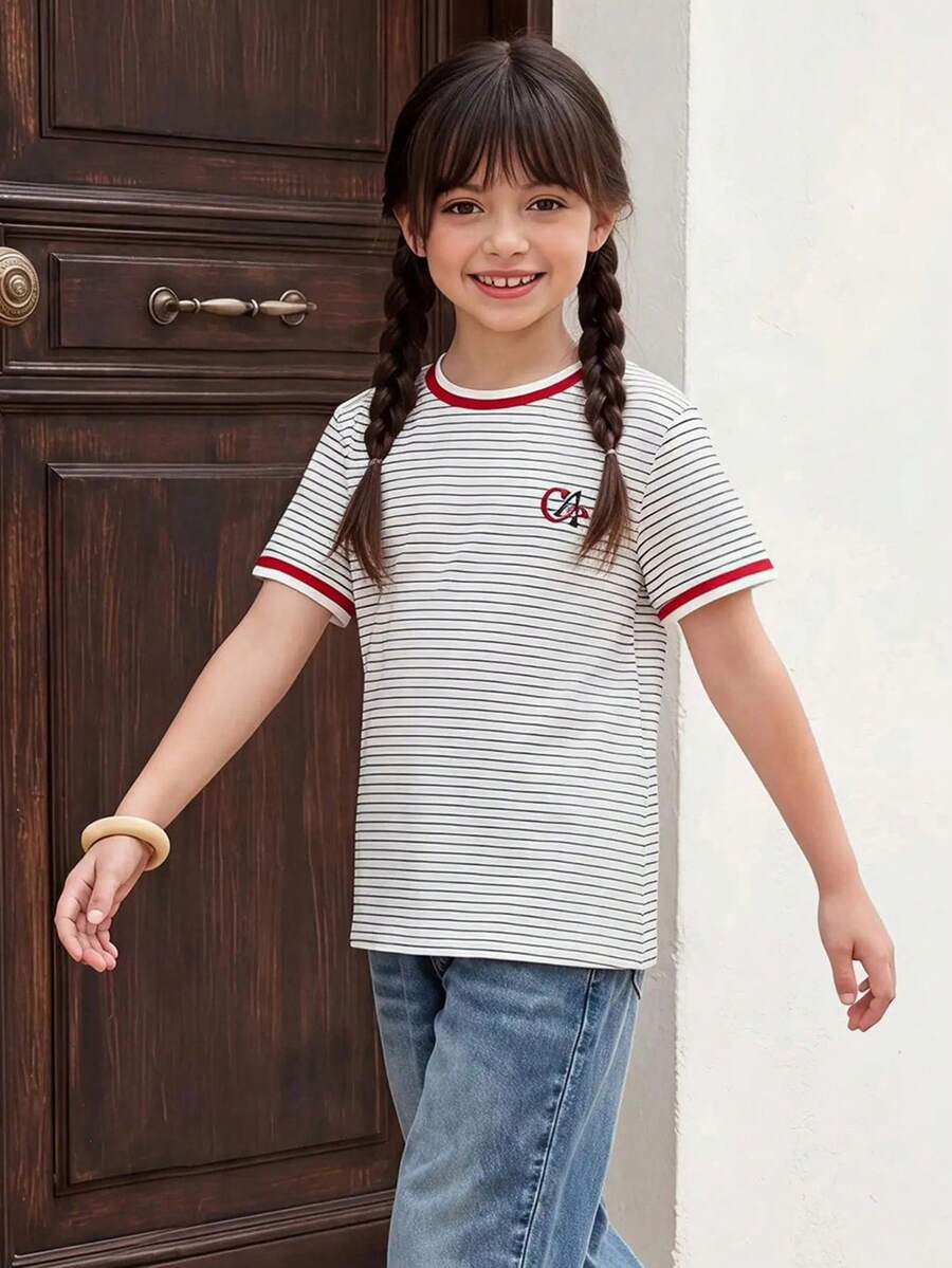 Casuvi Kids 少女休闲都市风蓝白红条纹字母刺绣圆领短袖T恤,宽松舒适,百搭实用,适合春、夏、秋季日常穿着,也适合生日派对、校园活动、家庭聚会、正式场合等场合。 - 彩色 - 查看 1
