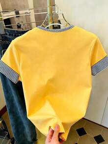 SHEIN 青少年女孩數位條紋愛心圖案短袖T恤，休閒舒適春夏時尚風格，適合外出、戶外運動、野餐、街拍、居家、校園、度假、禮物、日常穿著，四季皆宜的極簡設計 - 彩色 - 查看 2