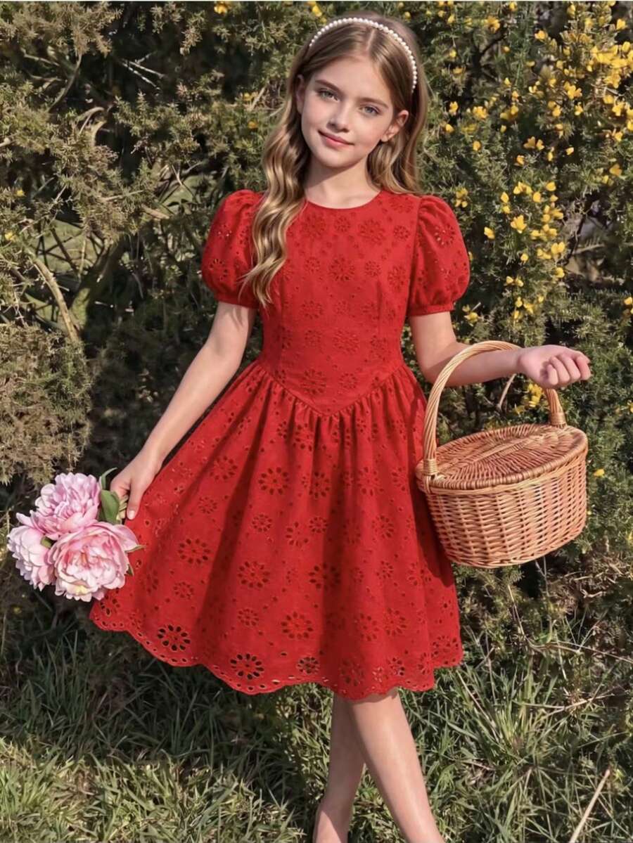 SHEIN Explorewe 大童熱門優雅紅色花瓣袖 A 字洋裝，春夏款，刺繡裝飾，優雅風格，適合家庭聚會、節慶與日常外出 - 紅色 - 查看 1