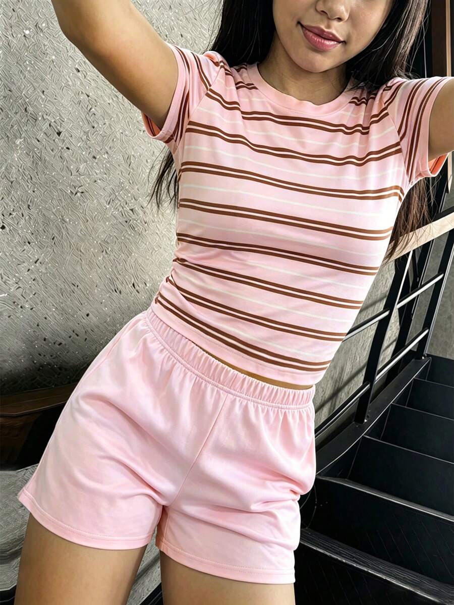 青少年女孩 2 件套 T 恤短褲休閒套裝,返校穿搭,修身,條紋,健身瑜伽,柔軟舒適,女孩夏季針織服飾 - 彩色 - 查看 1
