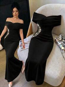 Elenzga Damenkleid mit Off-Shoulder Ausschnitt, tailliert, gerafft, figurbetont, Meerjungfrau-Saum, asymmetrisch, mit Strass-Dekor, elegant, romantisch und exquisit - Schwarz - Übersicht 6
