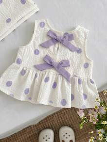 SHEIN Conjunto de top sin mangas con lazo decorativo y pantalones con estampado de lunares para bebé niña - Morado - Ver 5