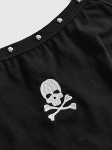 ROMWE Grunge Punk Conjunto de Verano Top de Tirantes Ajustado con Bordado de Calavera, Remaches y Estilo Punk Metal Oscuro - Negro - Ver 3