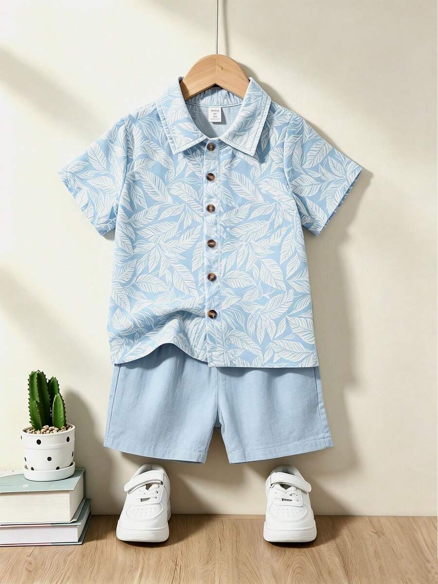 Souflis Souflis 2pcs/Set Young Boys 4-7Y French Style Summer Vacation Tropical Plant Print Collared Shirt + Solid Light Green Shorts, Fashion Casual Outfit Suitable For Holiday, Outdoor Play And More Occasions