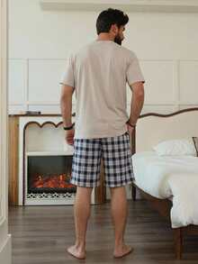 DAZY Men's Summer White Letter Print T-Shirt And Plaid Shorts Loungewear Set - Multicolor - View 2
