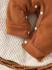 SHEIN Newborn Baby Boy's Brown Bear Long-Sleeve Romper Set Includes Bear-Embroidered Romper And Hat Autumn Fall Photoshoot Family Matching Cute - Brown - View 9