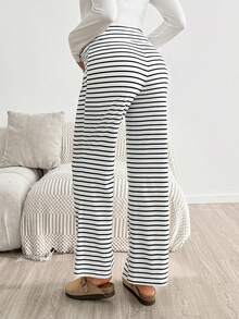 SHEIN Umstandshose mit verstellbarem Bund, Cartoon-Bären-Patch, gestreift, lässig, Schlaghose - Schwarz und Weiss - Übersicht 3