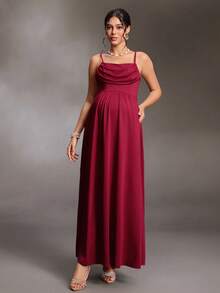 Cheriluna Maternity Gaun Hamil Elegan dengan Desain Lipit Depan dan Tali Bahu Tipis untuk Fotografi - Burgundy - View 3