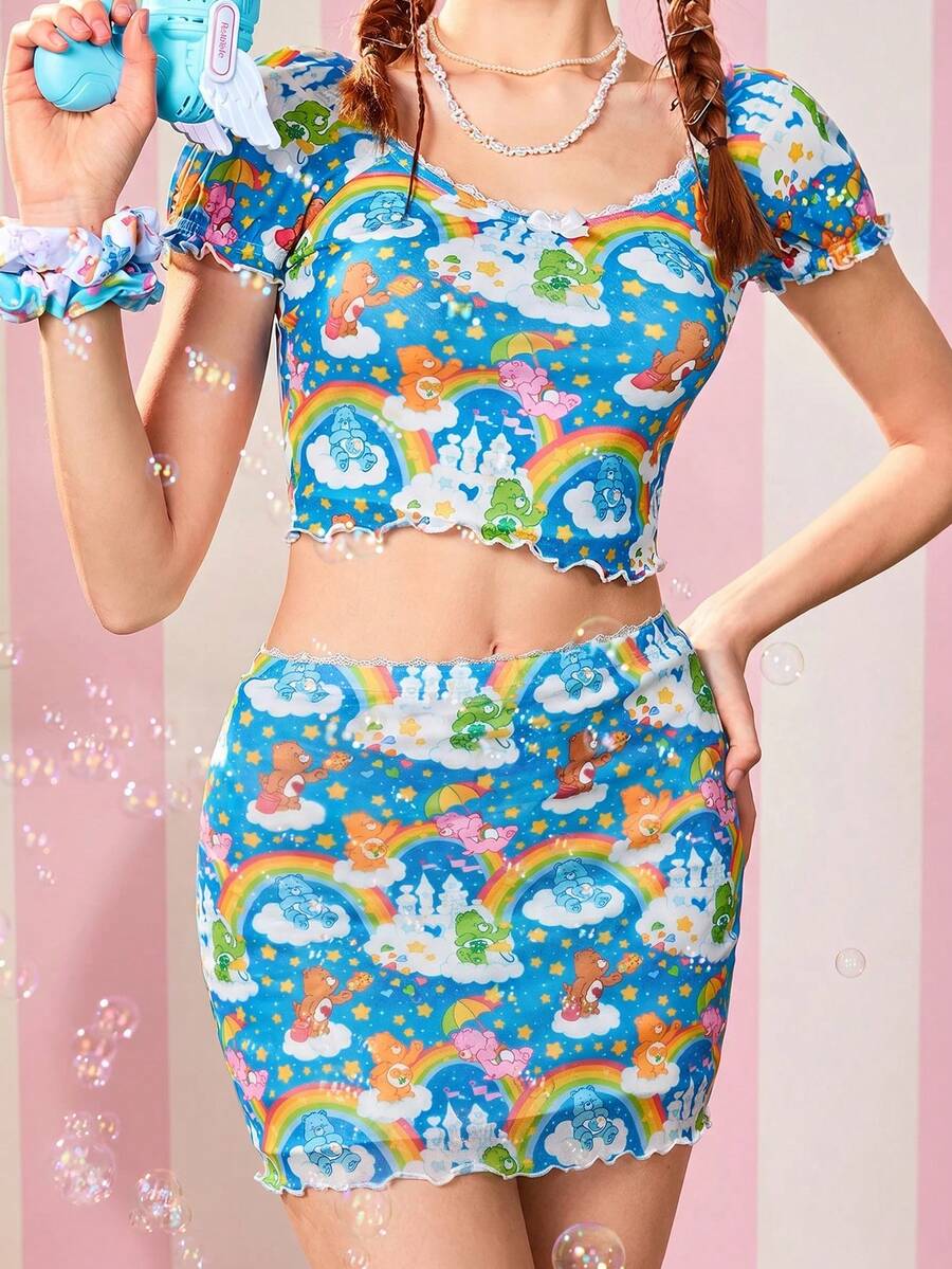 SHEIN X Care Bears 女士休闲卡通可爱熊与彩虹印花短袖上衣和裙子两件套,温柔心,欢呼熊,许愿熊,分享熊,好运熊 - 藍色 - 查看 1