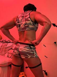 SHEIN DrisQ Men's Sexy Camouflage Costume Set (Top, Shorts, Leg Ring, Hat) - Army Green - View 2