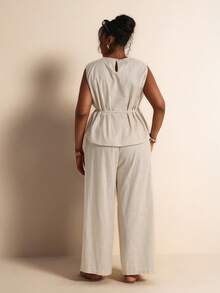 Elaquor Set casual da 2 pezzi da donna taglie forti con blusa a tinta unita con collo rotondo e laccio in vita e pantaloni - Albicocca - Visualizzare 2