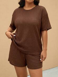 Elaquor Plus Size Women's Solid Color Round Neck Short Sleeve T-Shirt And Shorts Casual Two Pieces Set - Brown - View 7