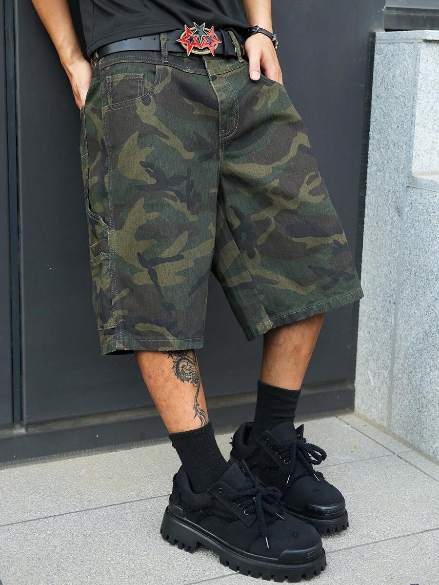 Manfinity EMRG 男士街頭風休閒刺繡多口袋迷彩牛仔工裝短褲,度假款 - 軍綠色 - 查看 1