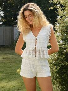 WESTFADE V Neck Tie Front Tiered Ruffle Peplum Lace Tank Top, Back To School, Female Country Look, Festival, Casual Cottage Fairycore Tropical White - White - View 3