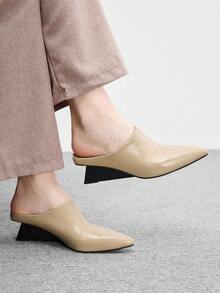 CUCCOO BIZCHIC 女款時尚百搭通勤尖頭粗跟鞋 - 杏色 - 查看 5