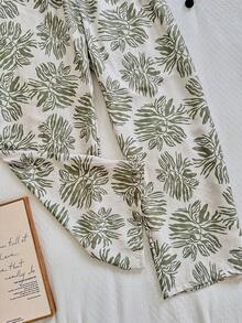 Napfluff CURVE Napfluff CURVE Casual Olive Green Broad Leaf Print Plus Size Lounge Pants - Olive Green - View 5