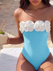 Swim Chiccia 女款純色抹胸 3D 花卉連身泳衣，適合夏季海灘度假 - 藍色 - 查看 6