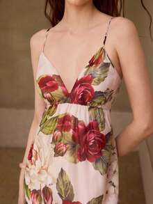 MOTF PREMIUM GAUN CAMI WANITA GAYA LIBURAN ROMANTIS MUSIM PANAS DENGAN MOTIF BUNGA DAN HEM BERGELOMBANG - Berwarna merah muda - View 5