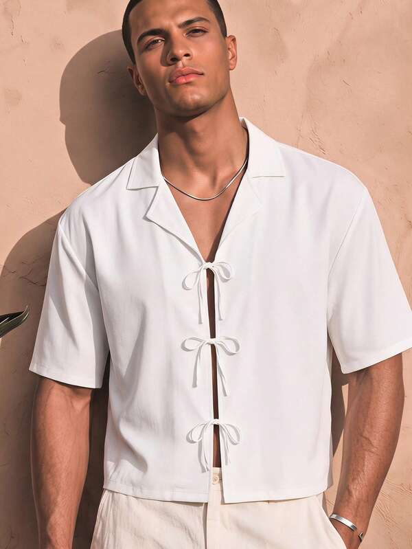 HIMLAND Men's Short Sleeve Bow Tie Thin Strap Turn-Down Collar Solid Color Shirt