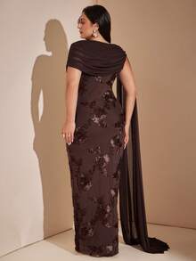 SHEIN BAE CURVE Plus Size Women's Brown 3D Floral Extra Long Dress,Wedding Formal Evening Dinner,Back To School,Party,Graduation,Going Out,Birthday,Elegant Autumn - Brown - View 3