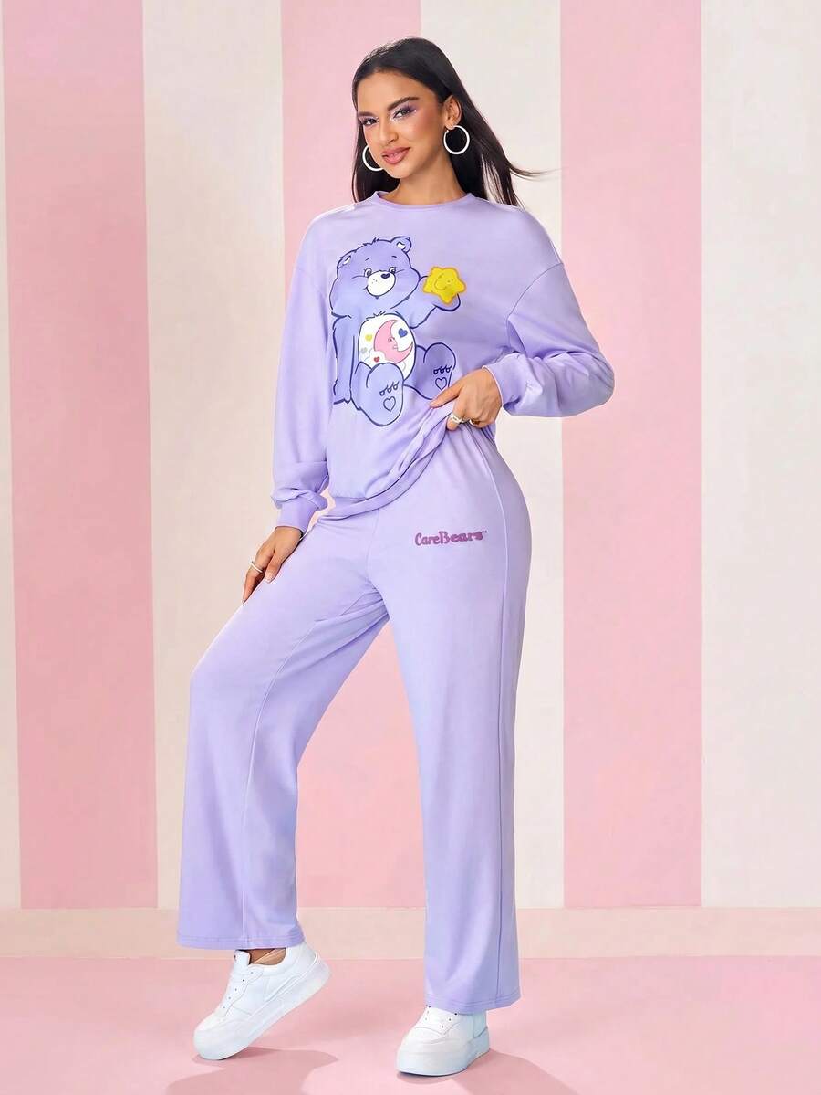 SHEIN X Care Bears 女士休闲可爱卡通熊印花落肩宽松套头衫和直筒裤套装,春秋 - 淡紫色 - 查看 1